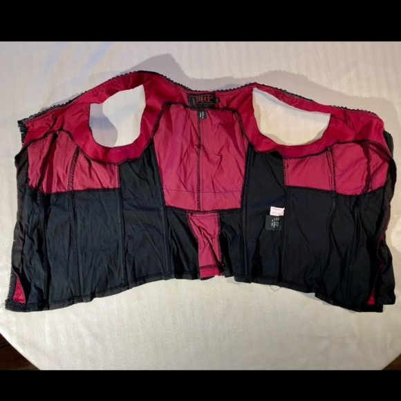 🔥Vintage TRIPP nyc Black and Red Corset - Picture 5 of 11